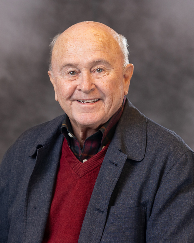 Headshot photo of Board Member Gordon L. Wells 
